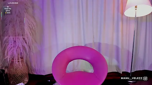 Manu Velez online show from April 22, 8:28 am