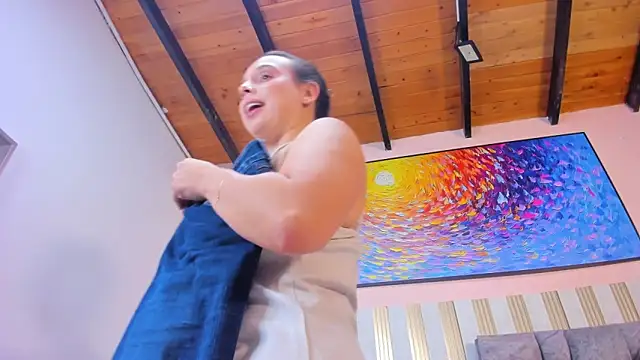 nova lane online show from April 5, 7:33 pm