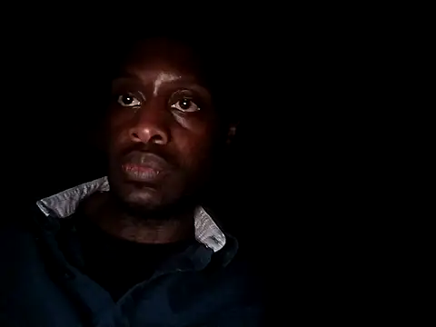 Snapshot of DevinToore chatting on October 23, 8:35 am DevinToore online show from October 23, 8:35 am