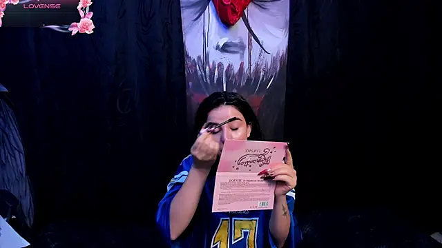 Snapshot of Kylie-fox chatting on September 30, 10:37 pm Kylie-fox online show from September 30, 10:37 pm