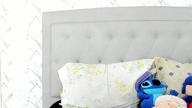 luigiferrara online show from February 9, 5:54 pm