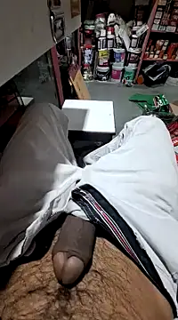 Snapshot of dickerdaddy25 chatting on January 22, 2:14 pm dickerdaddy25 online show from January 22, 2:14 pm