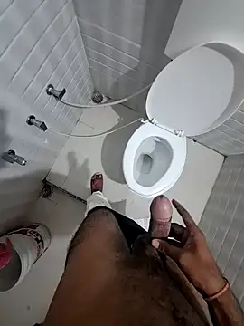 Snapshot of dickerdaddy25 chatting on February 25, 2:14 am dickerdaddy25 online show from February 25, 2:14 am