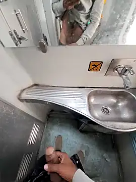 Snapshot of dickerdaddy25 chatting on February 25, 5:19 am dickerdaddy25 online show from February 25, 5:19 am