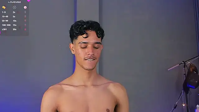 Snapshot of Busterspinter chatting on December 12, 11:07 am Busterspinter online show from December 12, 11:07 am