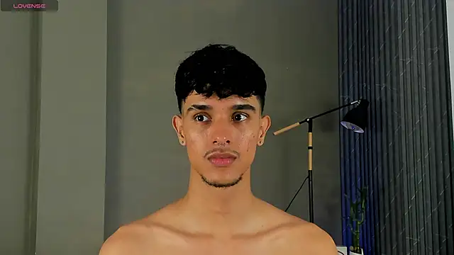 Snapshot of Busterspinter chatting on January 17, 4:28 am Busterspinter online show from January 17, 4:28 am