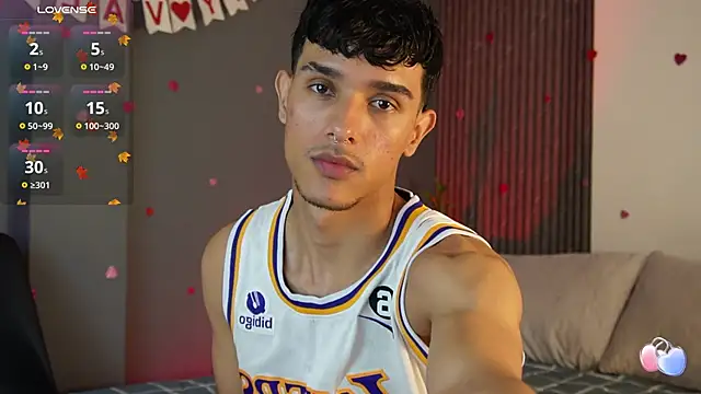 Snapshot of Busterspinter chatting on February 21, 2:38 pm Busterspinter online show from February 21, 2:38 pm