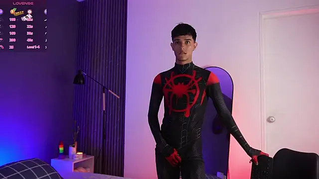 Snapshot of Busterspinter chatting on March 17, 7:24 am Busterspinter online show from March 17, 7:24 am