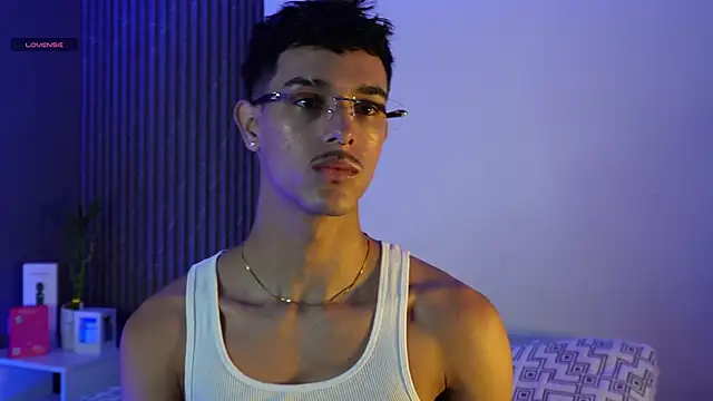 Snapshot of Busterspinter chatting on September 15, 10:59 am Busterspinter online show from September 15, 10:59 am