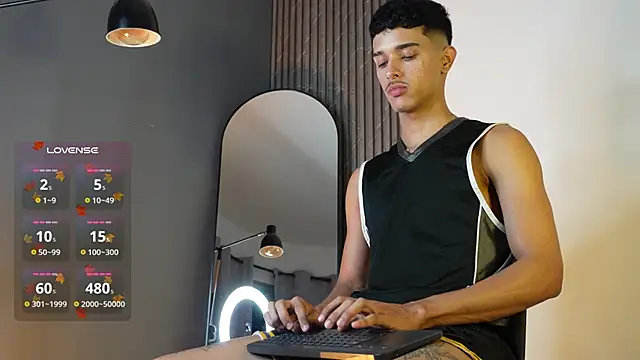 Snapshot of Busterspinter chatting on September 23, 12:57 am Busterspinter online show from September 23, 12:57 am