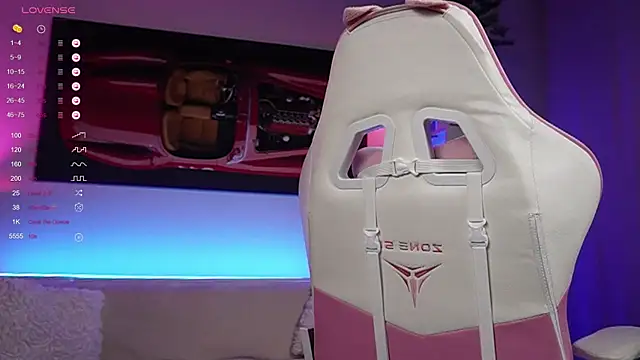 Snapshot of Good_Barbie chatting on January 10, 7:57 am Good Barbie online show from January 10, 7:57 am