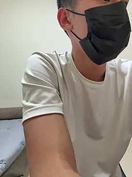 Snapshot of Benson18y chatting on December 9, 12:08 pm Benson18y online show from December 9, 12:08 pm