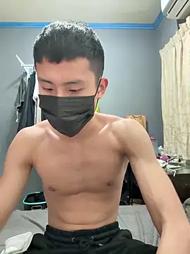 Snapshot of Benson18y chatting on December 19, 8:02 am Benson18y online show from December 19, 8:02 am