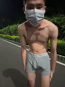 Benson18y online show from April 20, 3:48 pm