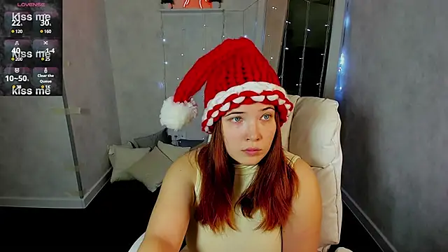 Snapshot of Aliisson_Edwards chatting on December 24, 1:06 am Aliisson Edwards online show from December 24, 1:06 am