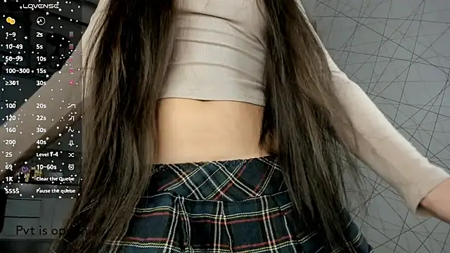 Snapshot of sailorrmoon chatting on November 6, 3:29 am sailorrmoon online show from November 6, 3:29 am