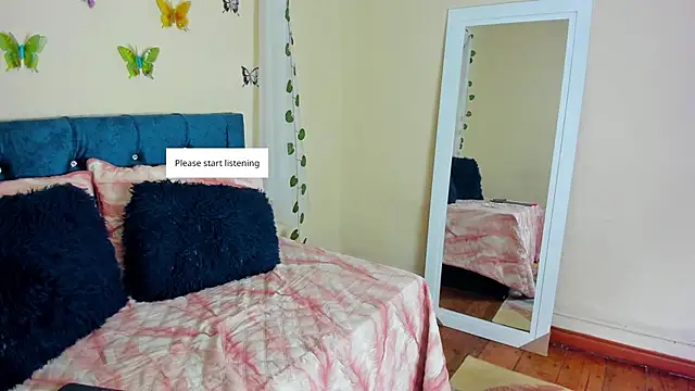 cristalwalker   online show from September 16, 11:44 am