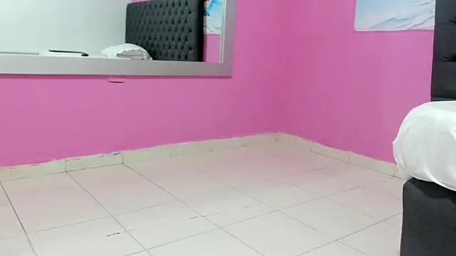  candy jade  online show from February 28, 11:55 am