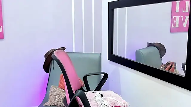 Snapshot of Andy_Gamboa chatting on February 1, 11:54 am Andy Gamboa online show from February 1, 11:54 am