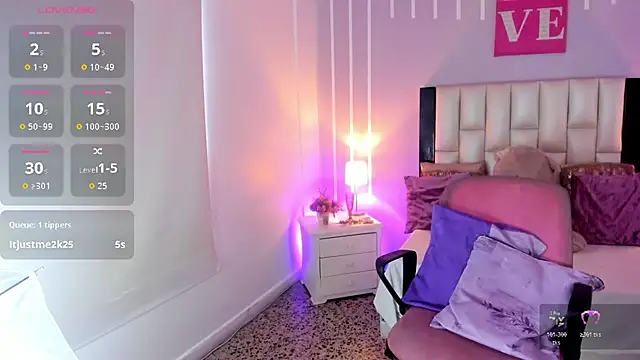 Snapshot of Andy_Gamboa chatting on November 14, 1:10 pm Andy Gamboa online show from November 14, 1:10 pm