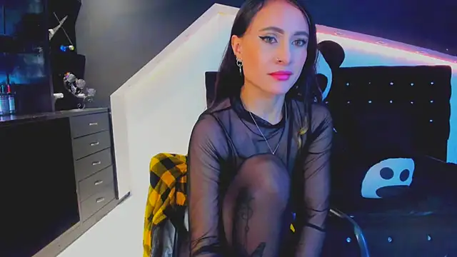 Coral Gibson online show from March 22, 12:35 pm