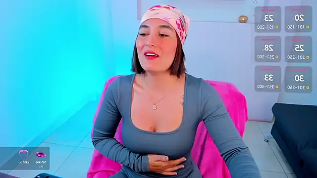 ScarlettWet9 online show from December 8, 7:05 am