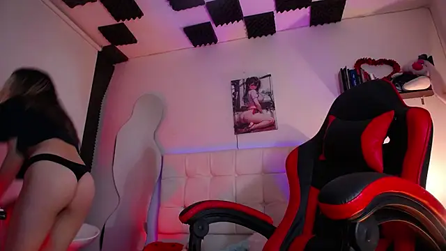 Snapshot of kaoz_36 chatting on March 9, 8:42 pm kaoz 36 online show from March 9, 8:42 pm