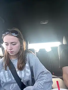 Snapshot of Maxinebabyyy chatting on December 15, 7:21 pm Maxinebabyyy online show from December 15, 7:21 pm