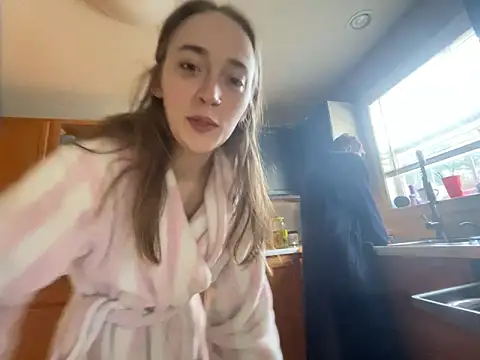 Snapshot of Maxinebabyyy chatting on March 12, 1:30 pm Maxinebabyyy online show from March 12, 1:30 pm