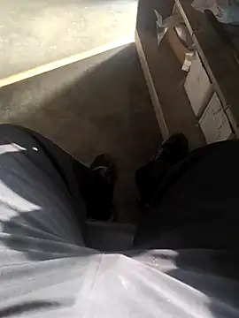 Snapshot of rana9639_1 chatting on January 8, 9:10 am rana9639 1 online show from January 8, 9:10 am