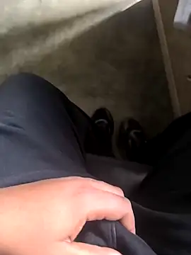 Snapshot of rana9639_1 chatting on January 15, 7:59 am rana9639 1 online show from January 15, 7:59 am