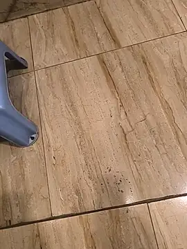 Snapshot of rana9639_1 chatting on December 22, 12:18 am rana9639 1 online show from December 22, 12:18 am