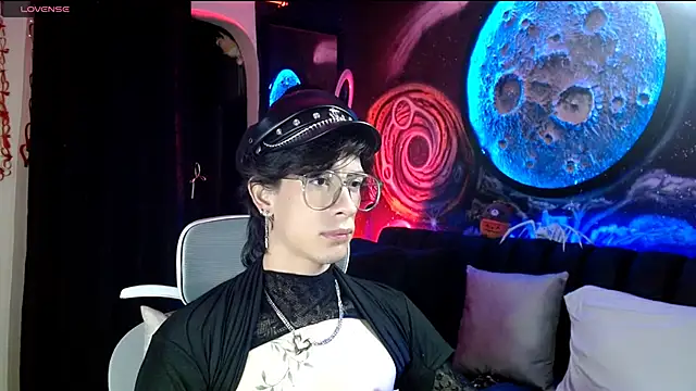 Yedrix online show from February 13, 5:53 pm