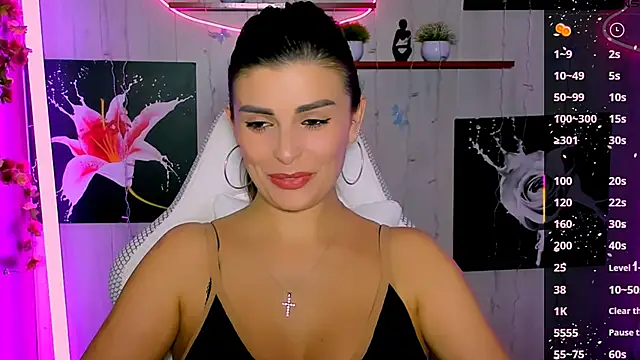 KayWuds online show from March 6, 2:24 pm