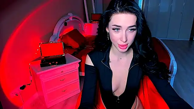 Snapshot of lovely_desire chatting on December 9, 7:17 am lovely desire online show from December 9, 7:17 am