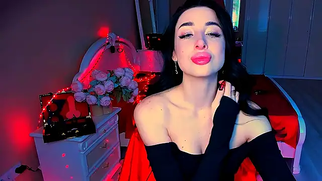 Snapshot of lovely_desire chatting on February 8, 7:04 am lovely desire online show from February 8, 7:04 am