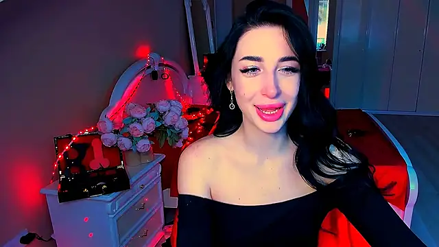 Snapshot of lovely_desire chatting on February 8, 10:07 am lovely desire online show from February 8, 10:07 am