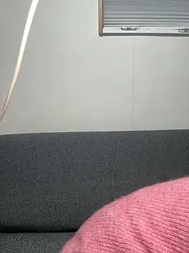 -x MIU x online show from February 5, 10:09 am