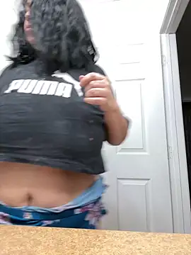 AlyssiaAmoreXO online show from December 18, 4:46 pm