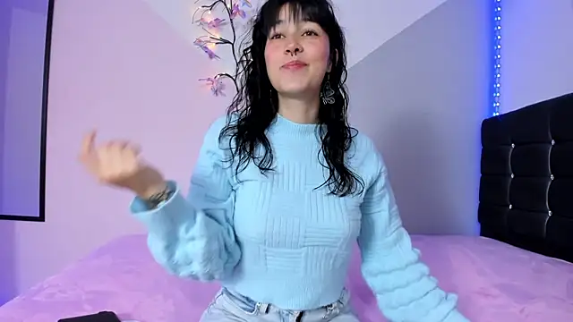 Camcrush   online show from September 20, 12:50 pm