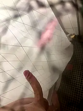 Snapshot of lescro95_ chatting on November 1, 12:07 pm lescro95  online show from November 1, 12:07 pm