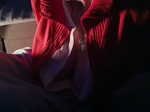 VeneRed online show from March 2, 9:54 pm