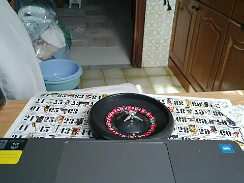 VeneRed online show from October 4, 9:18 am