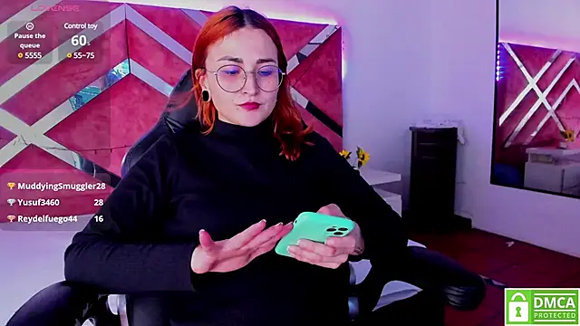 Snapshot of madame_ibby chatting on January 18, 2:14 am madame ibby online show from January 18, 2:14 am