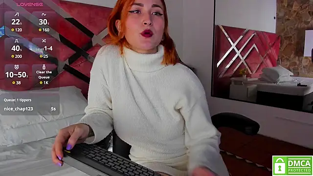 Snapshot of madame_ibby chatting on February 1, 11:06 pm madame ibby online show from February 1, 11:06 pm