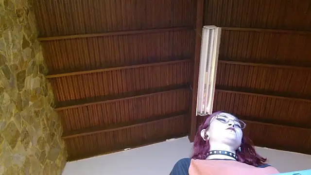 Snapshot of madame_ibby chatting on November 13, 12:48 pm madame ibby online show from November 13, 12:48 pm