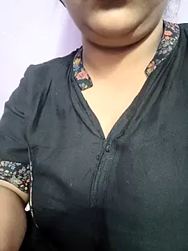 Cute payal0 online show from March 29, 1:44 pm