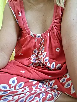 Melody Shyla online show from October 29, 11:17 pm