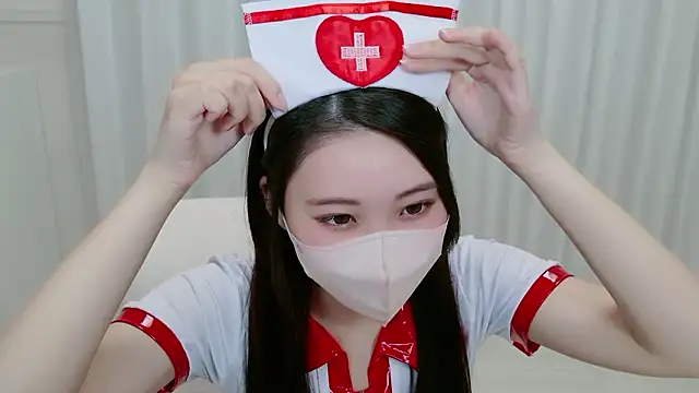 Snapshot of yuki_room chatting on November 5, 1:11 pm yuki room online show from November 5, 1:11 pm