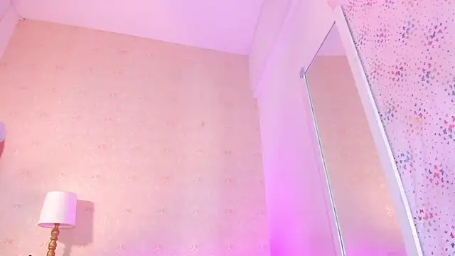 AMAIAA LOVE online show from October 29, 12:29 pm